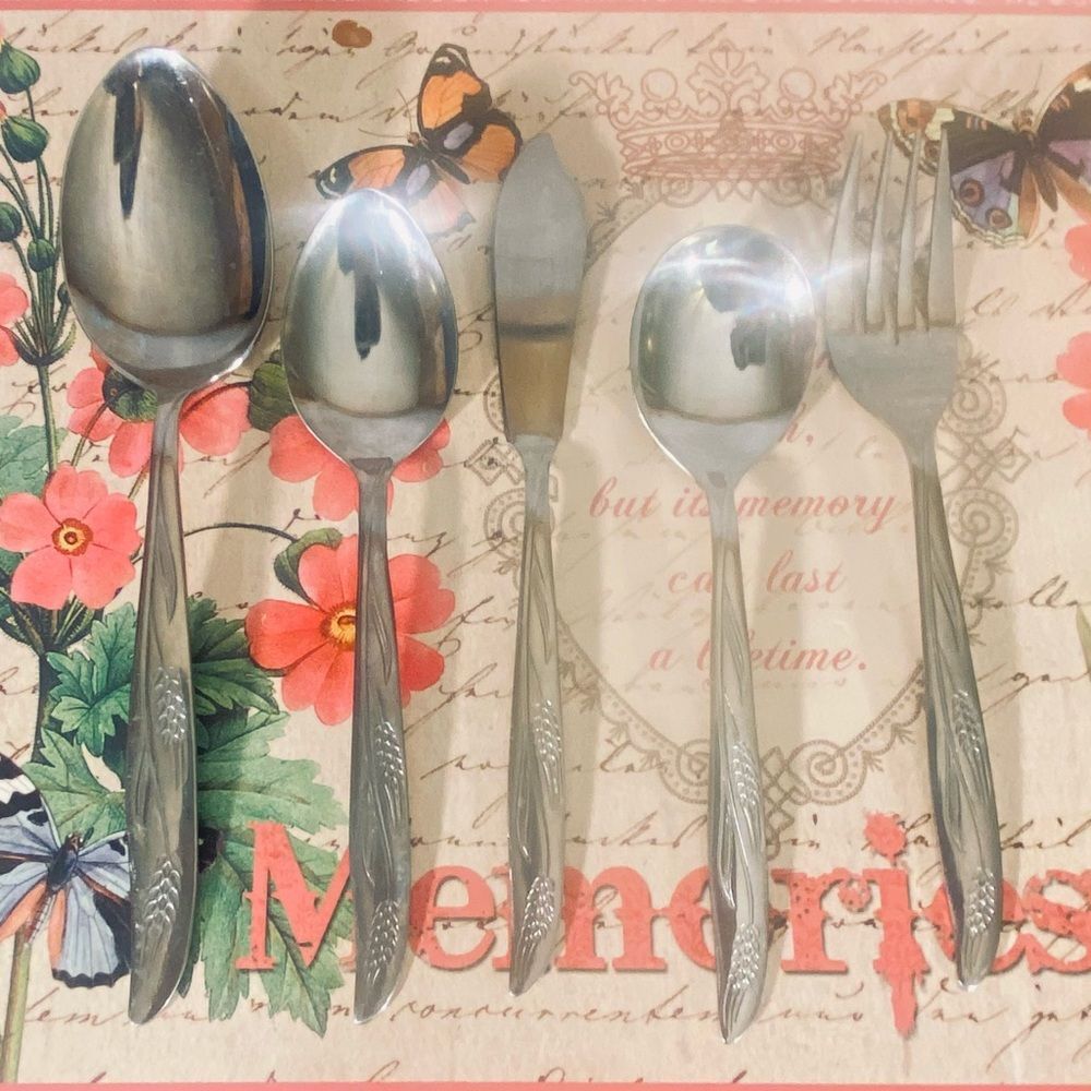Vintage 1950s Castle Court Wheat Pattern 14Pc Stainless Steel Flatware Set